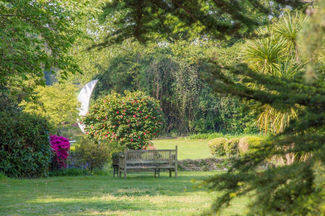 Cedar House Boutique B&B Burton  ภายนอก รูปภาพ