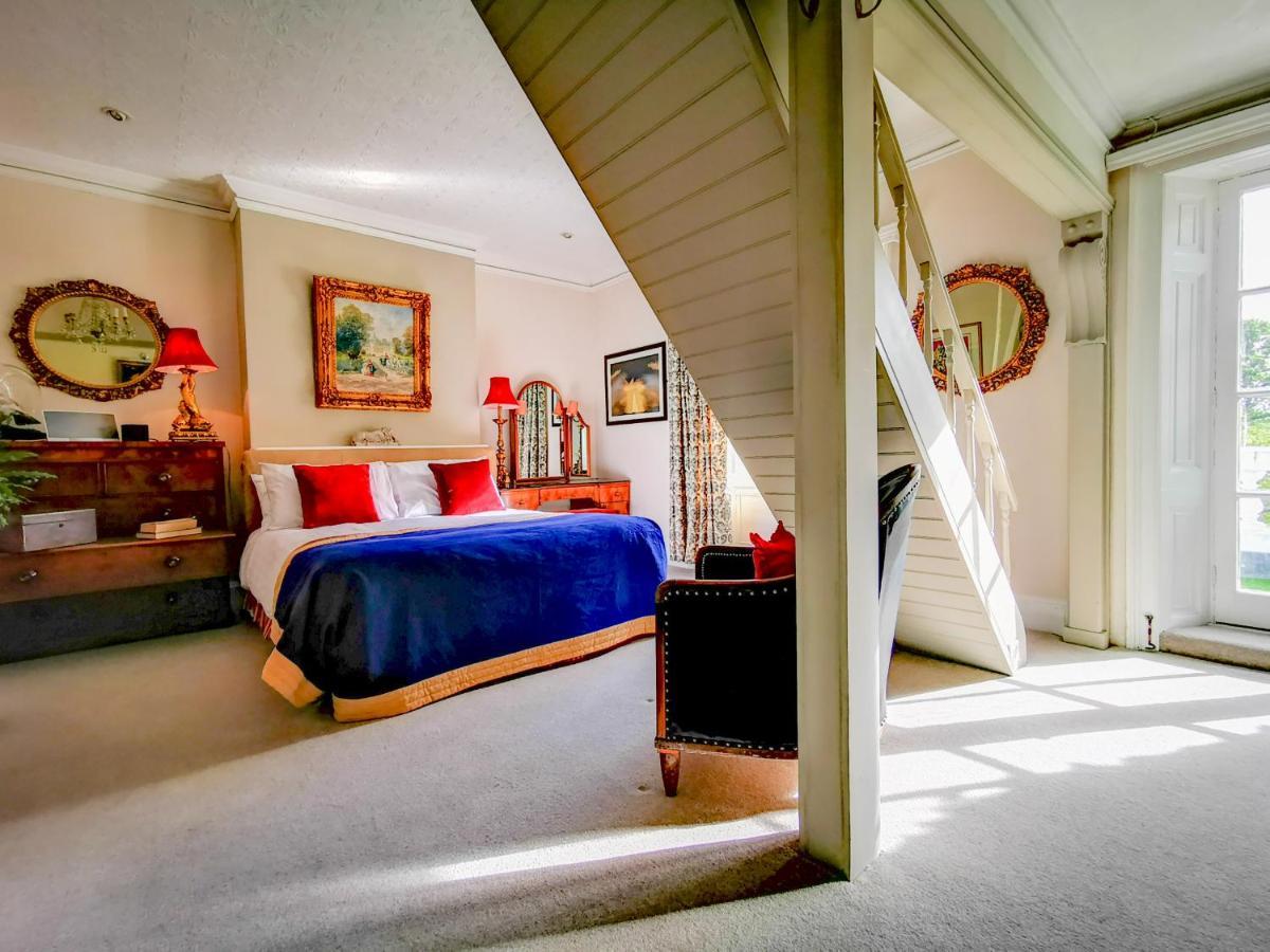 Cedar House Boutique B&B Burton  ภายนอก รูปภาพ