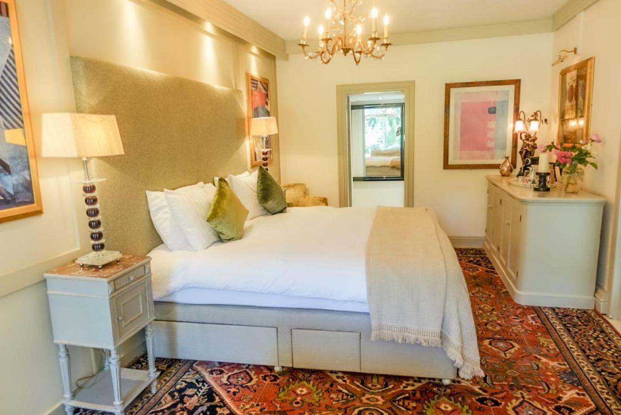 Cedar House Boutique B&B Burton  ภายนอก รูปภาพ