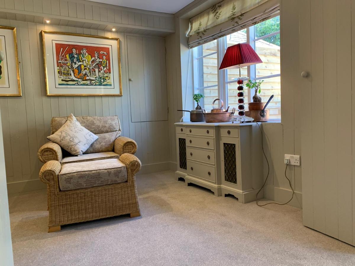 Cedar House Boutique B&B Burton  ภายนอก รูปภาพ